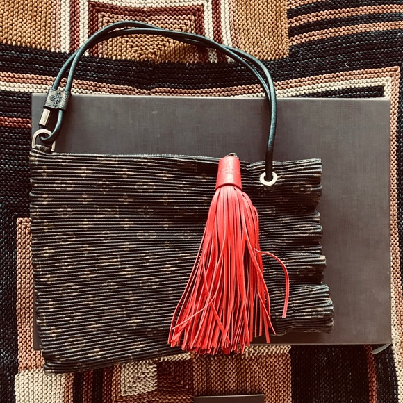 louis vuitton explorer backpack
